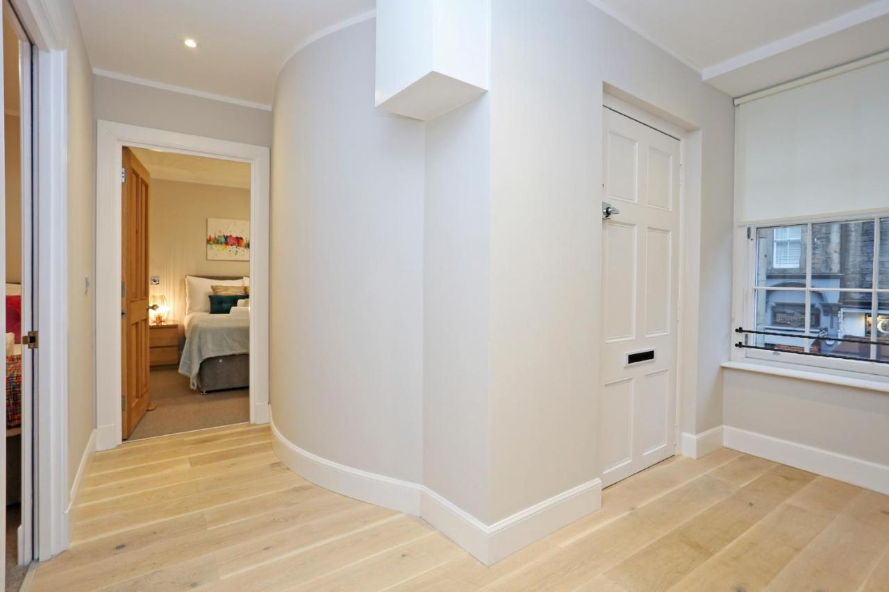 Joivy Elegant Home At The Heart Of The Royal Mile Эдинбург Экстерьер фото
